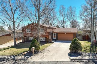 3069 HANSON ST, Cheyenne, WY 82001