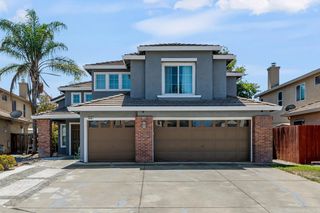 8280 Branchoak Ct, Elk Grove, CA 95758