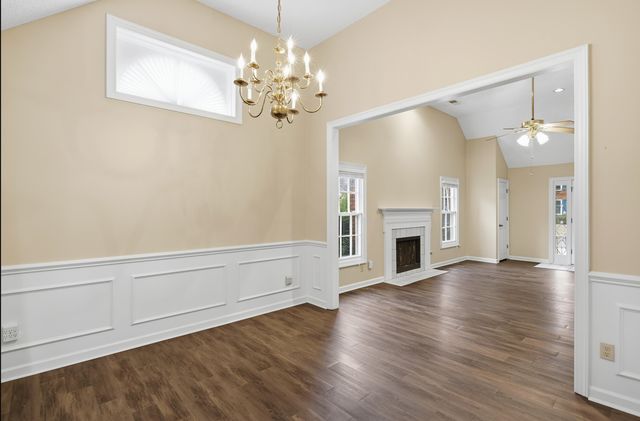 8785 CEDAR MILLS CIR, Memphis, TN 38016