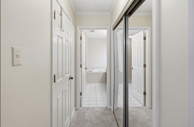 8785 CEDAR MILLS CIR, Memphis, TN 38016