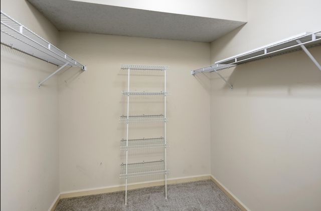 8785 CEDAR MILLS CIR, Memphis, TN 38016