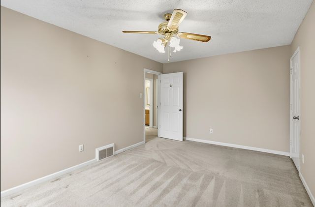 8785 CEDAR MILLS CIR, Memphis, TN 38016