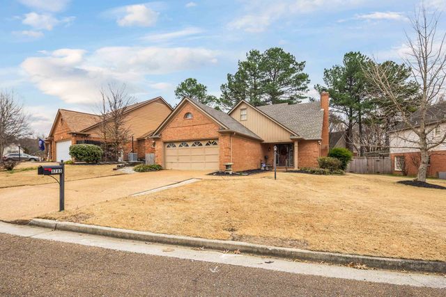 8785 CEDAR MILLS CIR, Memphis, TN 38016