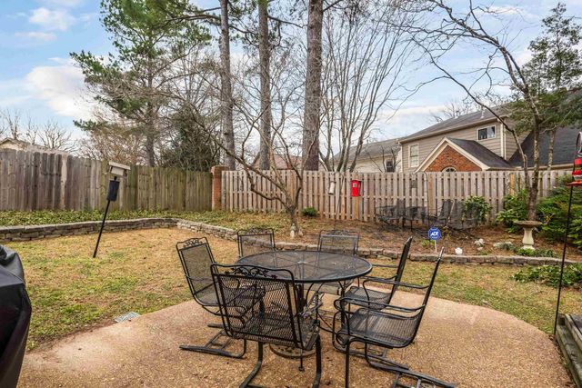 8785 CEDAR MILLS CIR, Memphis, TN 38016