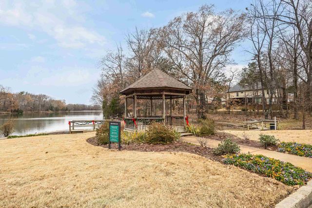 8785 CEDAR MILLS CIR, Memphis, TN 38016