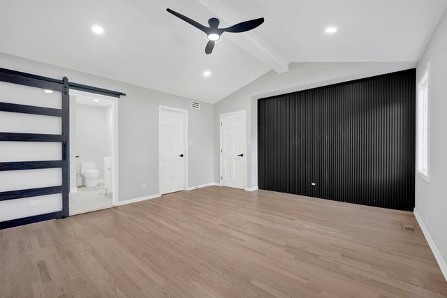 5701 Foxgate Lane, Hinsdale, IL 60521