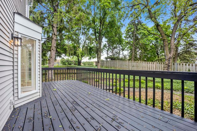 5701 Foxgate Lane, Hinsdale, IL 60521