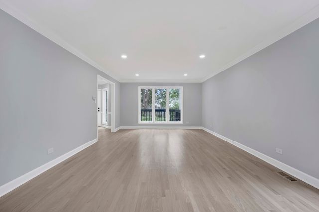 5701 Foxgate Lane, Hinsdale, IL 60521