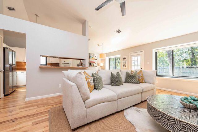 3403 Palomar LN, Austin, TX 78727