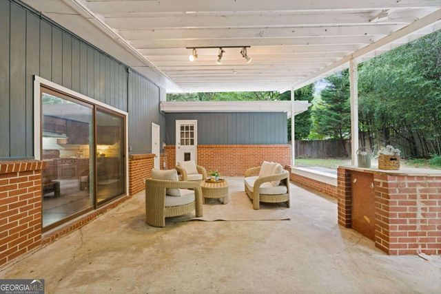 3229 Westmart Lane, Atlanta, GA 30340
