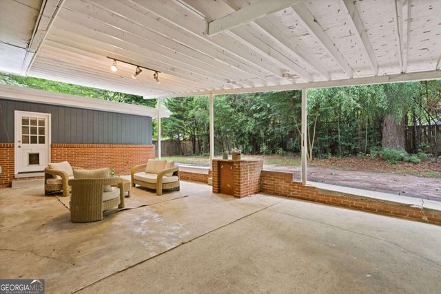 3229 Westmart Lane, Atlanta, GA 30340