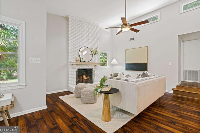 3229 Westmart Lane, Atlanta, GA 30340
