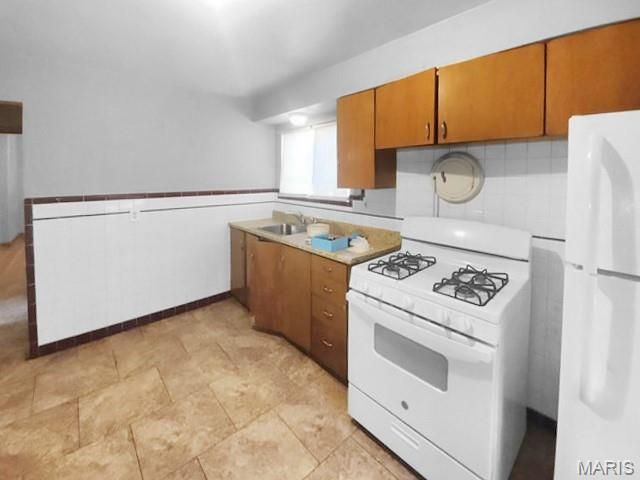 6127 Alaska Avenue, St Louis, MO 63111