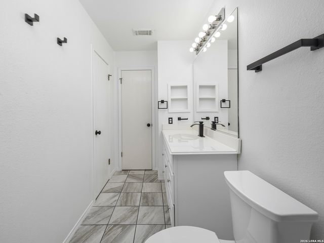 15714 Knollcircle, San Antonio, TX 78247