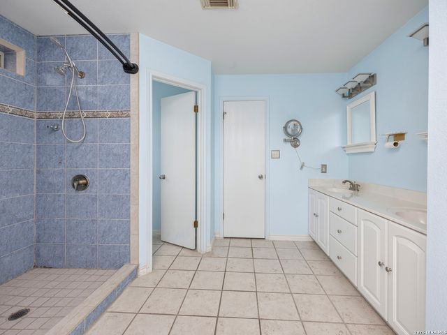 15714 Knollcircle, San Antonio, TX 78247