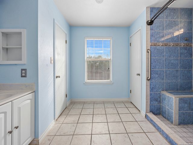 15714 Knollcircle, San Antonio, TX 78247