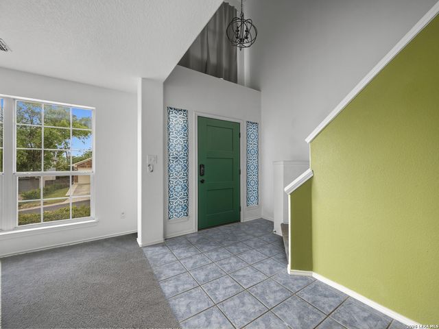 15714 Knollcircle, San Antonio, TX 78247