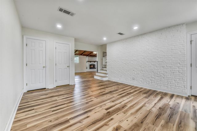 4712 33rd Street, Dickinson, TX 77539