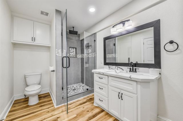 4712 33rd Street, Dickinson, TX 77539