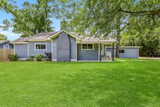 4712 33rd Street, Dickinson, TX 77539