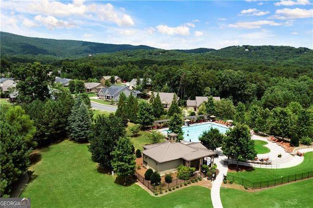 172 Cherokee Drive S, Waleska, GA 30183