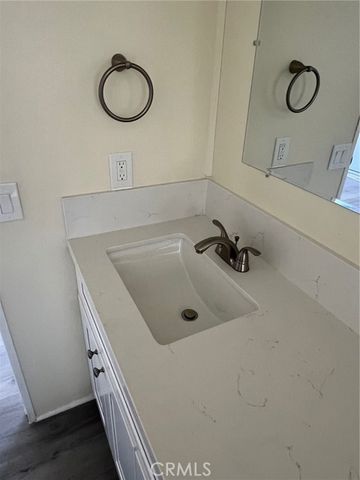 24303 Woolsey Canyon Road 4, West Hills (los Angeles), CA 91304