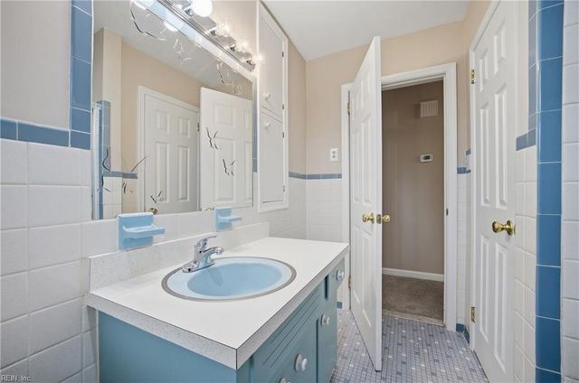 3409 McNeal AVE, Chesapeake, VA 23325