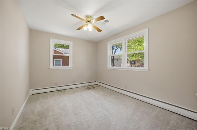 3409 McNeal AVE, Chesapeake, VA 23325