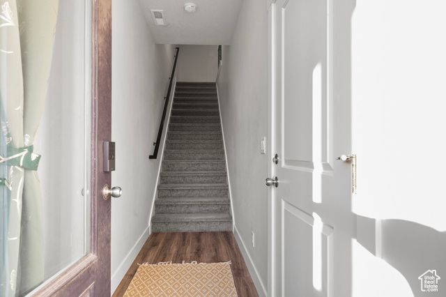 11011 S LAKE RUN RD, South Jordan, UT 84009