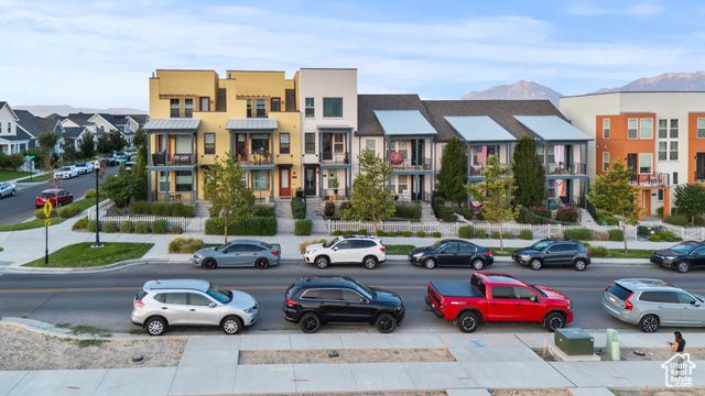 11011 S LAKE RUN RD, South Jordan, UT 84009