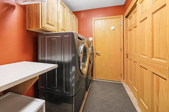 207 Woodlands COURT, Hartland, WI 53029