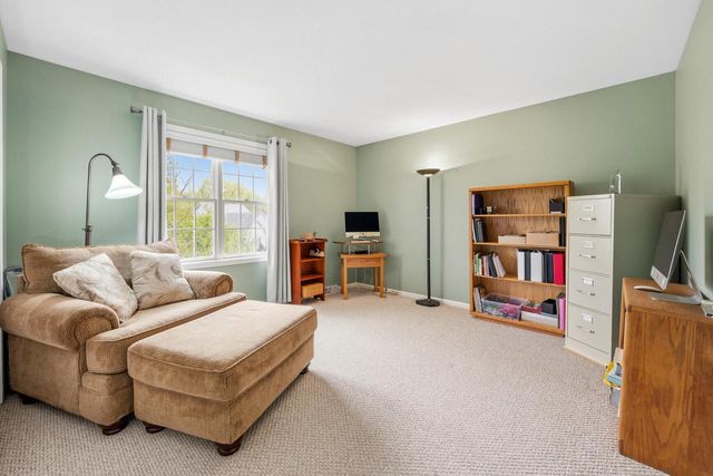 207 Woodlands COURT, Hartland, WI 53029