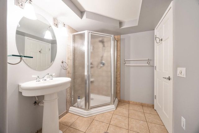 207 Woodlands COURT, Hartland, WI 53029
