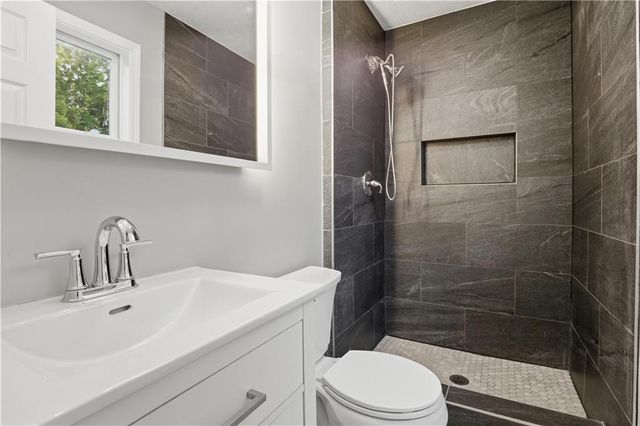 1411 N 75th Drive, Kansas City, KS 66112