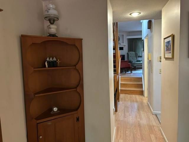 11 Evergreen Lane, Brattleboro, VT 05301