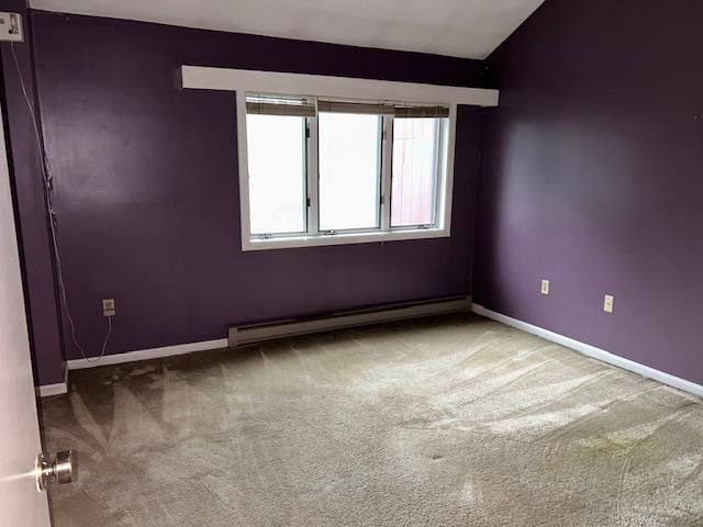 11 Evergreen Lane, Brattleboro, VT 05301