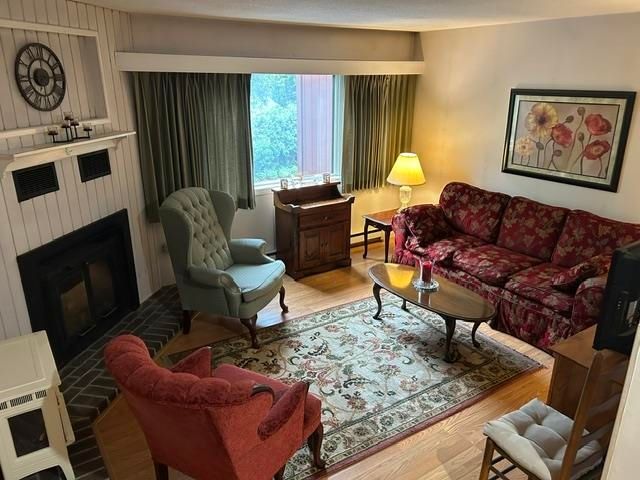 11 Evergreen Lane, Brattleboro, VT 05301