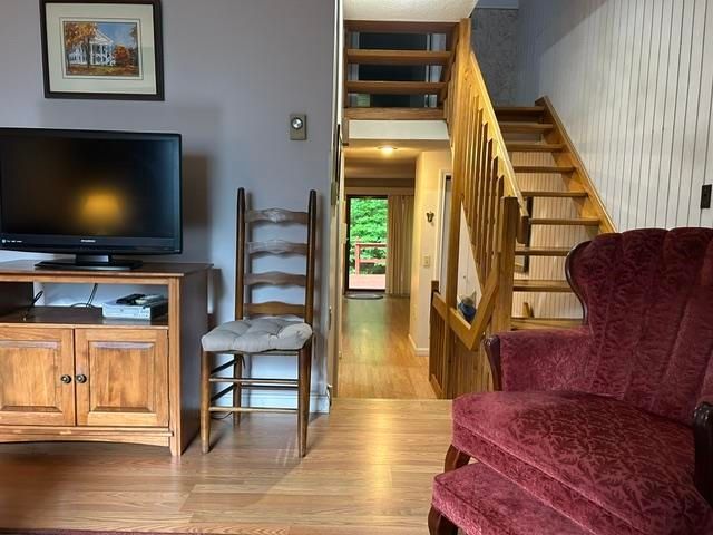 11 Evergreen Lane, Brattleboro, VT 05301