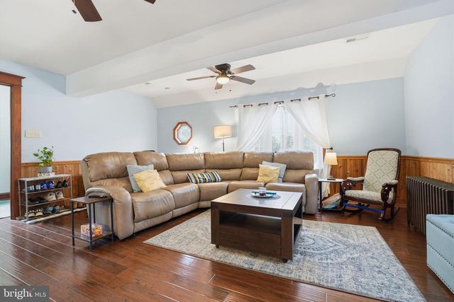 251 ELLIS RD, Willow Grove, PA 19090