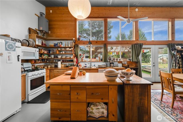 27858 Y Lane, Ocean Park, WA 98640