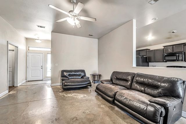 707 E 96th St, Odessa, TX 79765