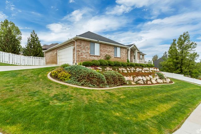 298 E NORTH CANYON RD, Bountiful, UT 84010