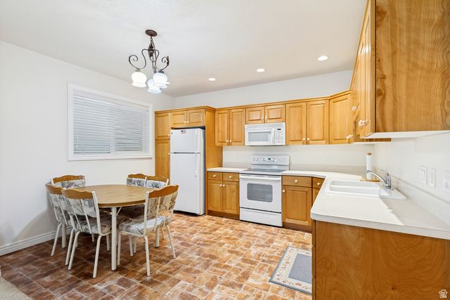 298 E NORTH CANYON RD, Bountiful, UT 84010