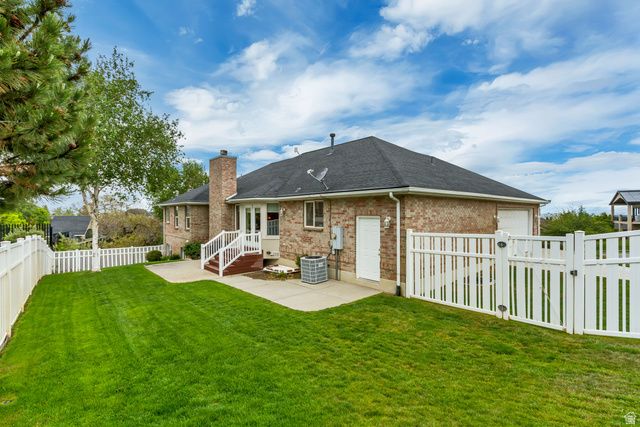 298 E NORTH CANYON RD, Bountiful, UT 84010