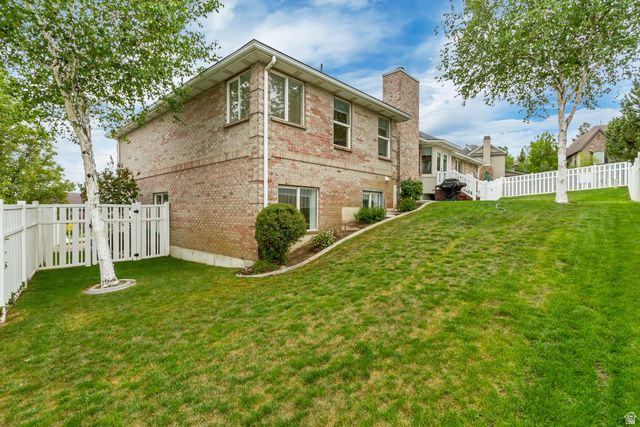 298 E NORTH CANYON RD, Bountiful, UT 84010