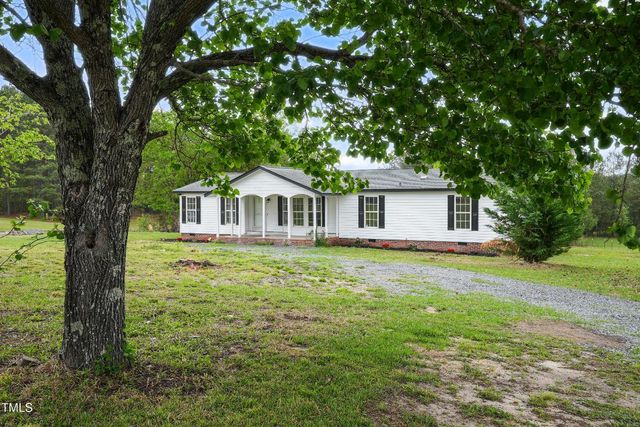 5883 S Plank Road, Cameron, NC 28326
