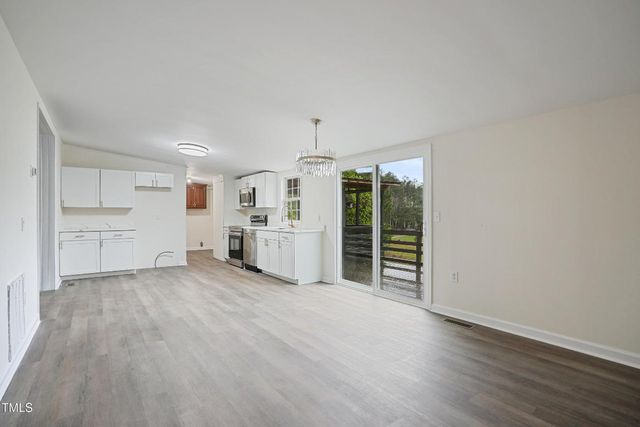 5883 S Plank Road, Cameron, NC 28326