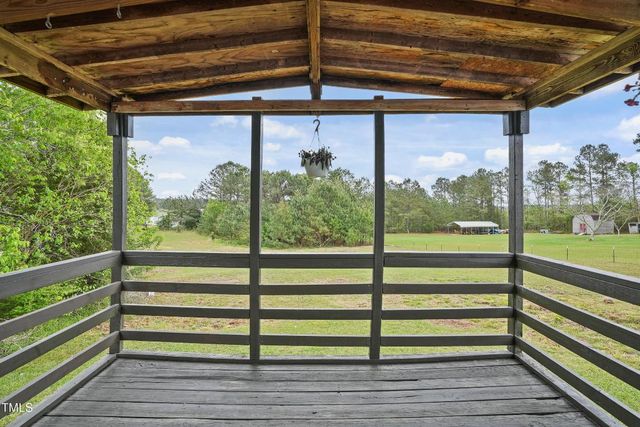 5883 S Plank Road, Cameron, NC 28326