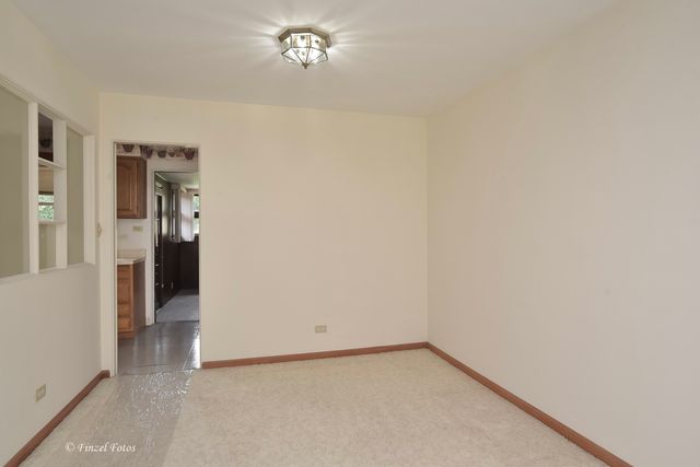 516 S Main Street, Mount Prospect, IL 60056