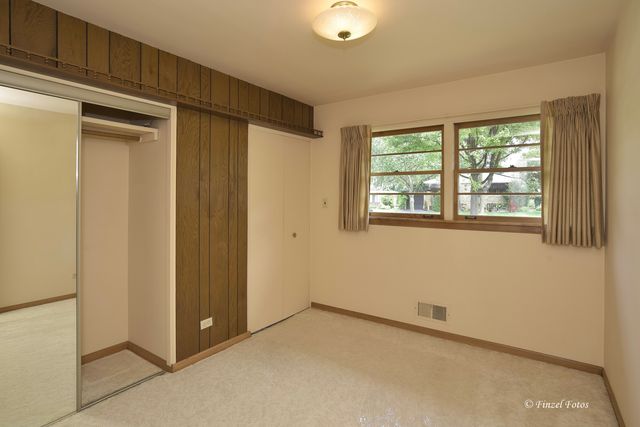 516 S Main Street, Mount Prospect, IL 60056